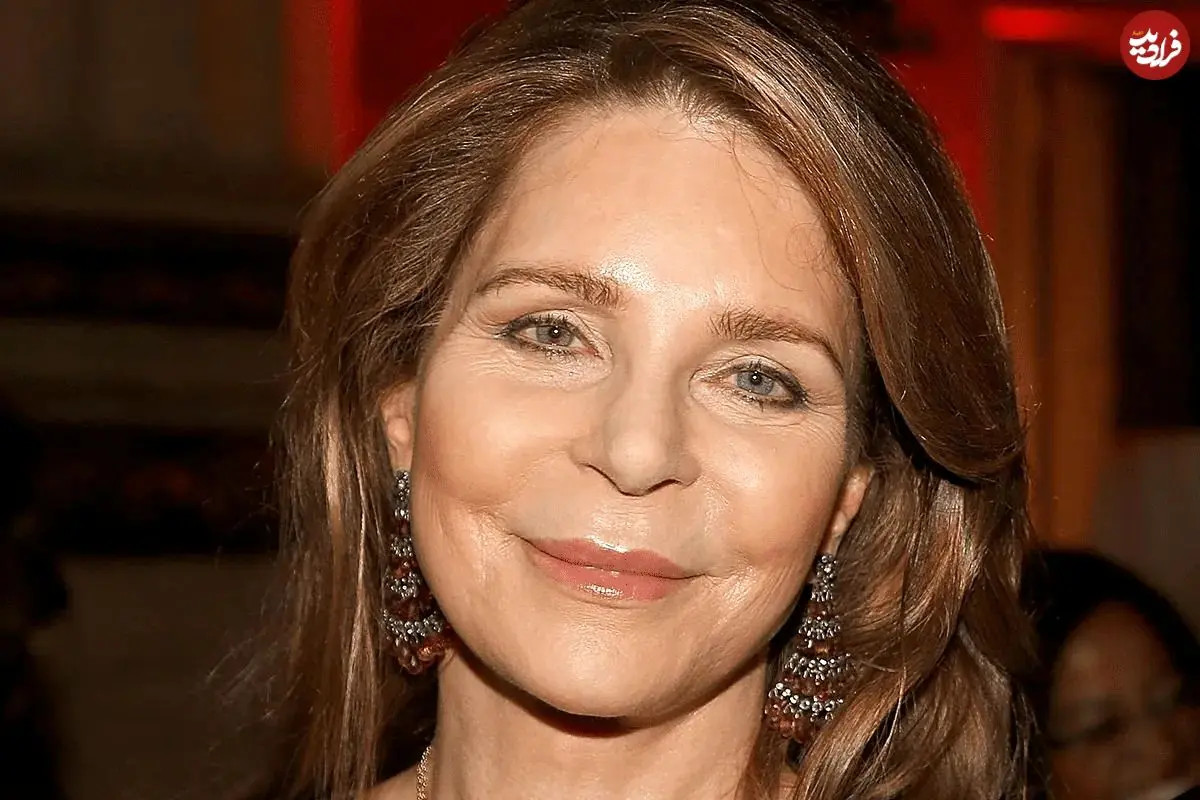 عکس| سفر در زمان؛ «نورالحسین، ملکه اردن» در حال دست دادن با امپراتور هیروهیتو در توکیو؛ سال 1362