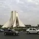عکس| سفر به ایران قدیم؛ «بازدید کنندگان میدان آزادی تهران» در سال 1354