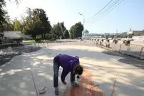 عکس؛ هنر خیابانی؛ خلاقیت هنرمند آلمانی که «پیاده‌رو» را به «درّۀ گدازه‌های آتشفشانی» تبدیل کرده است
