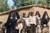 تصاویر| سفر به ایران قدیم؛ از «عروسی ملیجک در باغ بهارستان» تا «عروسی بی‌بی خاور در قلعه»
