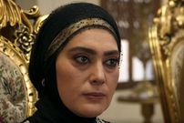 عکس؛ سفر به تاریخ؛ «آنیه کمیل» (سریال طوبی) در پشت‌صحنه سریال «کیمیا»؛ سال 94