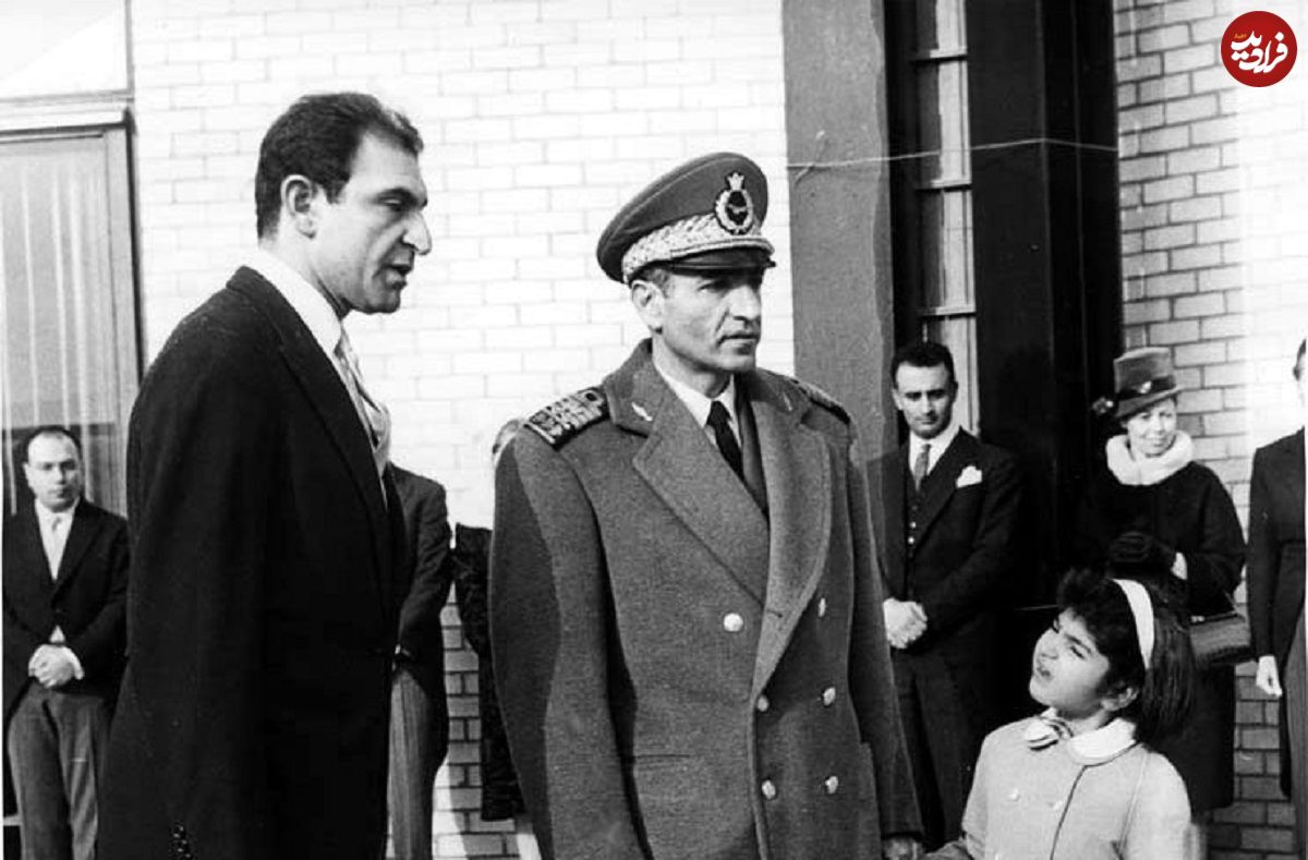 عکس؛ سفر در زمان؛ «اردشیر زاهدی و شاه در جلسه با هیات حاکمه آمریکا؛ سال 56
