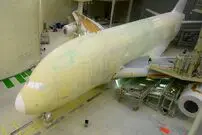 ببینید؛ نگاهی به نحوه رنگ آمیزی مجدد ایرباس A380 بزرگترین هواپیمای مسافربری جهان