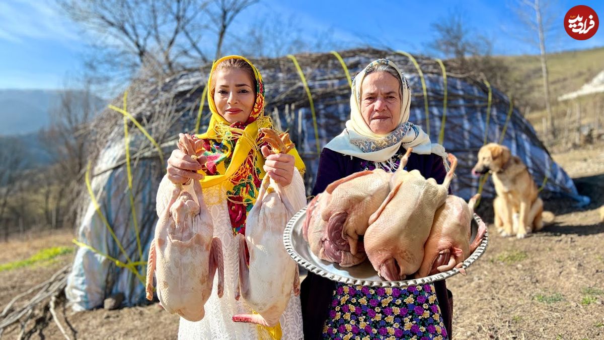 (ویدئو) غذای روستایی در گیلان؛ پخت پلو بریانی اردک