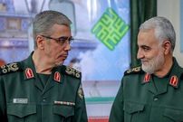 عکس؛ سفر به تاریخ؛ «سرلشکر باقری» در شهر حلب سوریه در زمان جنگ با داعش؛ سال 96