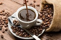 نوشیدن زیاد قهوه برای این افراد ممنوع است