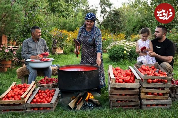 ببینید| غذای روستایی در آذربایجان؛ تهیه رب گوجه به روش سنتی