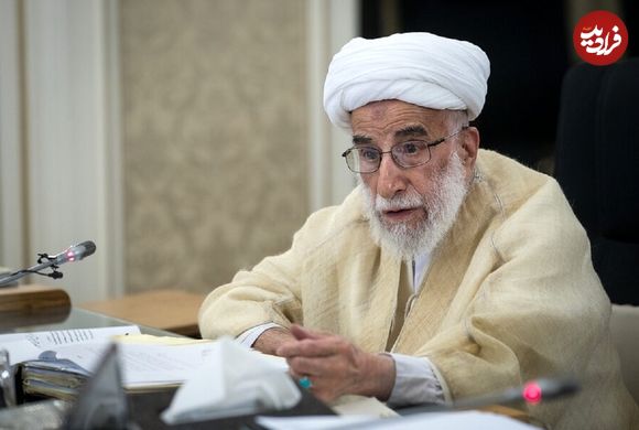 عکس؛ سفر در زمان؛ «آیت الله جنتی در خانه سردار سلیمانی»؛ سال 1398