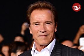 عکس| سفر در زمان؛ «آرنولد» با کلاه ملوانی و در کنار یکی از دوستانش در مونیخ؛ سال 1346