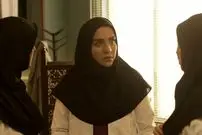 عکس| سفر در زمان؛ «خانم دکتر عیوضی» سریال کلینیک رویا روی صحنه یک نمایش؛ سال 95