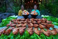 ببینید| غذای روستایی در سنگاپور؛ تهیه بال مرغ طعم دار کبابی در روستایی زیبا