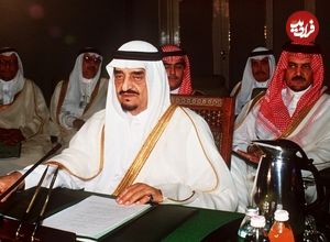 عکس| سفر در زمان؛ «ملک فهد، پادشاه پنجم عربستان» در کنار جیمی کارتر در کاخ سفید؛ سال 1356