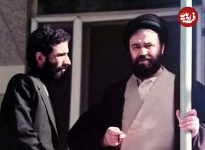 عکس؛ سفر در زمان؛ «محسن رضایی در لباس نظامی در کنار سیداحمد خمینی؛ دهه 60