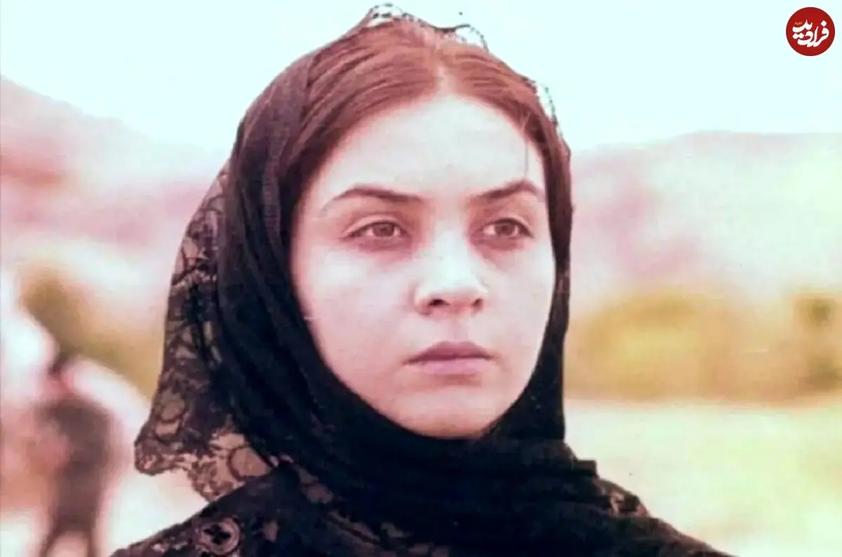 عکس| سفر در زمان؛ «گلی زنگنه 25 ساله» در کنار «ایرج قادری 42 ساله»؛ سال 1354