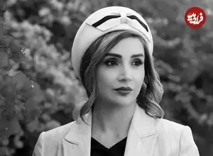 عکس؛ استایل کلاسیک «شبنم قلی‌خانی» در دبی؛ کلاه سفید و جاکت خط‌دار