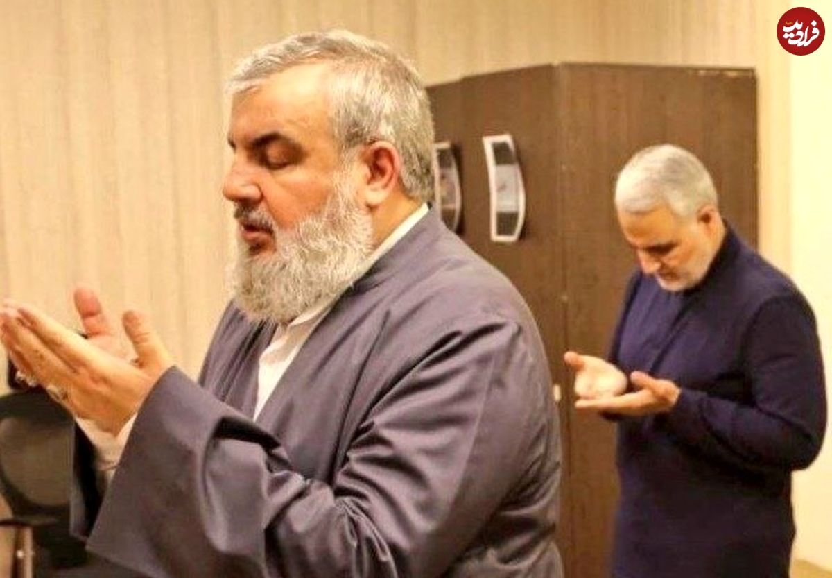 عکس؛ سفر به تاریخ؛ چهرۀ متفاوت «سید حسن نصرالله» در جوانی در جمع رزمندگان ایرانی؛ دهۀ 60