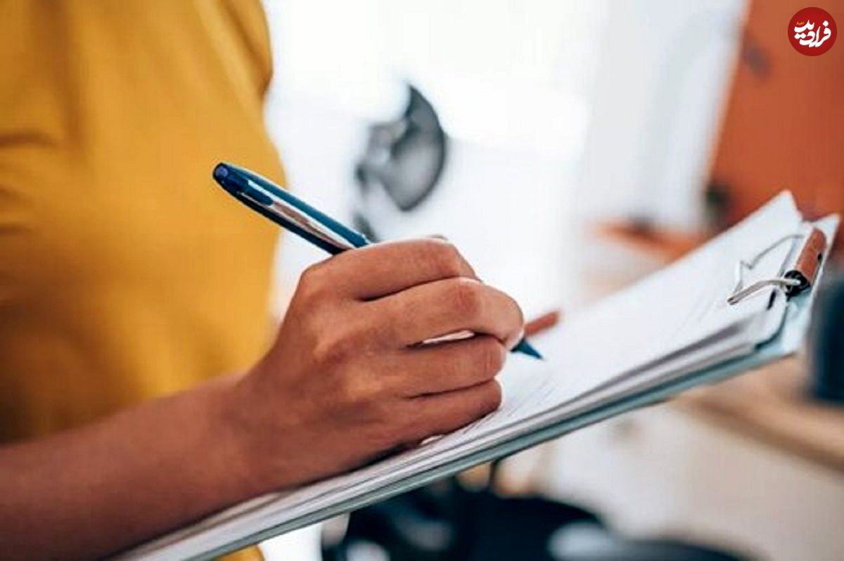 نوشتن با قلم و کاغذ چه تاثیری روی خلق و خوی ما میگذارد؟