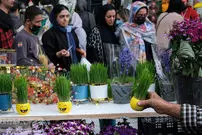 عکس| سفر به ایران قدیم؛ «گردش نوروزی یک خانواده تهرانی» در بهار 1354