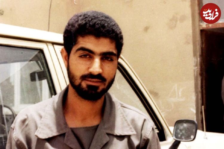 عکس؛ سفر در زمان؛ «سردار سلیمانی در کنار برادرش احمد»؛ قبل از انقلاب