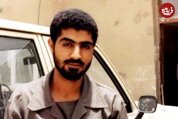 عکس؛ سفر در زمان؛ «سردار سلیمانی در کنار برادرش احمد»؛ قبل از انقلاب