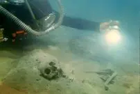 کشف «شهر غرق‌شده» در زیر آب‌های یکی از عمیق‌ترین دریاچه‌های جهان