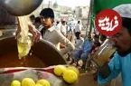 ببینید| غذای خیابانی در پاکستان؛ تهیه لیموناد خنک در کراچی