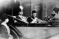 عکس| سفر در زمان؛ استقبال مردم سنت پترزبورگ از ناصرالدین شاه 