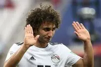 (ویدئو) شوخی‌ عجیب مجری ورزشی با موهای بازیکن جدید استقلال