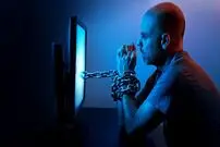 نتایج پژوهش جدید؛ افراد وابسته به شبکه‌های اجتماعی بداخلاق‌تر و پراسترس‌تر هستند