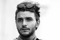 عکس| سفر در زمان؛ تیپ و چهره متفاوت «دارا حیایی» در دوران نوجوانی؛ دهه 80