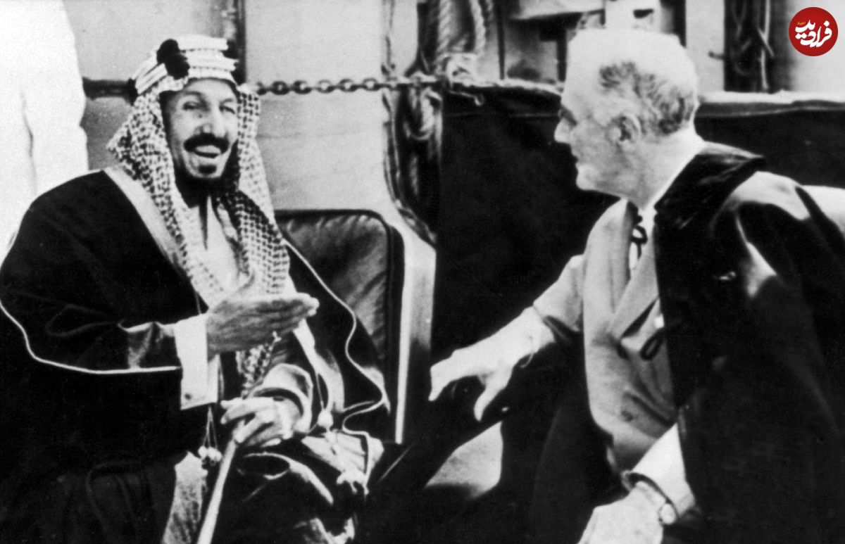 عکس؛ سفر در زمان؛ پذیرایی متفاوت «اولین پادشاه عربستان» از مهمانان خارجی اش؛ سال 1324