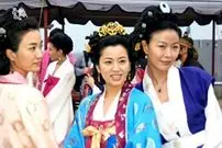 عکس| سفر زمان؛ چهرۀ «مادر تسو» در 19 سالگی در اولین سریالش؛ 22 سال قبل از سریال جومونگ