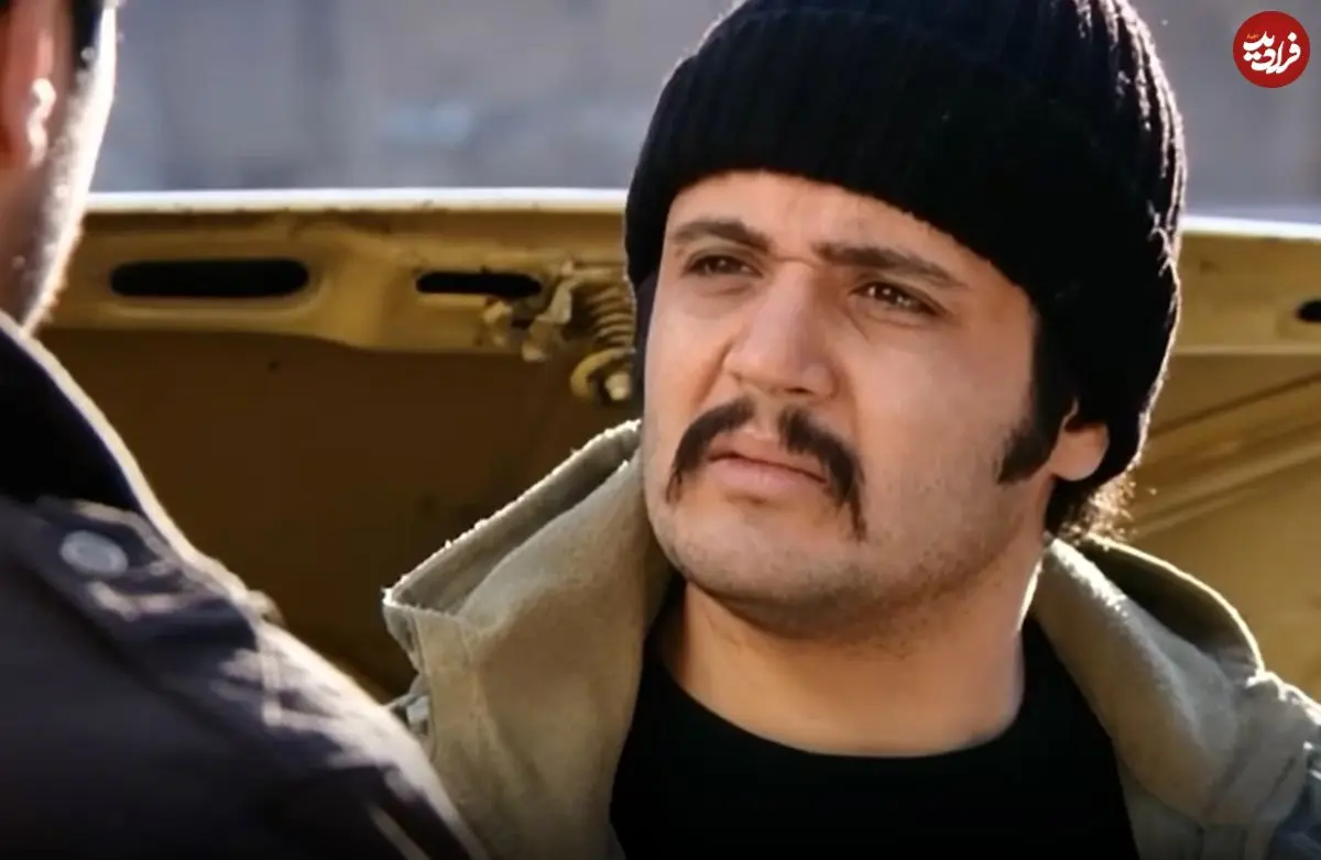 ببینید| سفر در زمان؛ «کیانوش» 12 سال بعد سریال آوای باران در حال مجسمه سازی در خانه اش