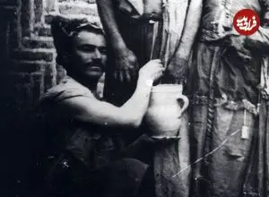 عکس| سفر به تاریخ؛ دار و دستۀ دلقک‌های «کریم شیره‌ای» در دوران ناصرالدین شاه