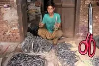 ببینید| فرآیند تولید انبوه قیچی به روش سنتی در کارگاهی در پاکستان
