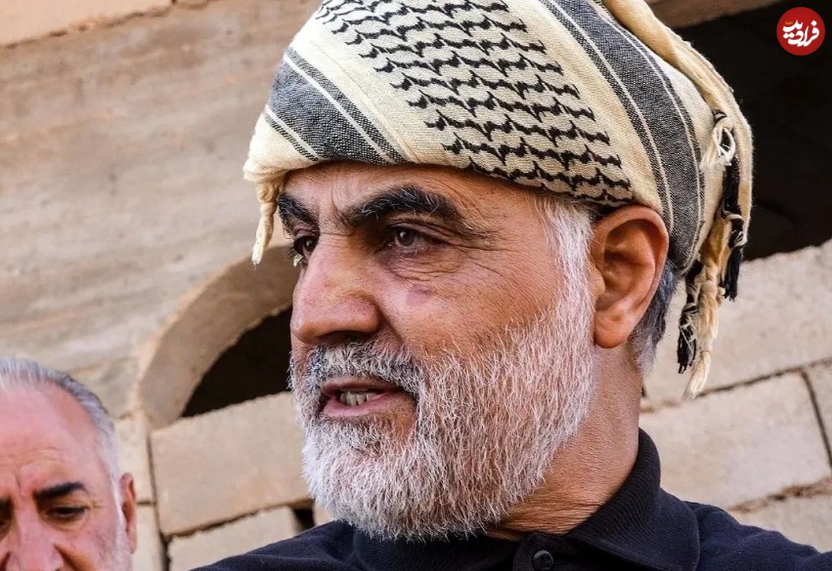 عکس؛ سفر به تاریخ؛ تصویر کمتر دیدهشدۀ «حاج قاسم سلیمانی» با لباس پاکستانی