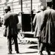 عکس| سفر به ایران قدیم؛ زنان تهرانی سوار بر «واگن اسبی»؛ 100 سال قبل