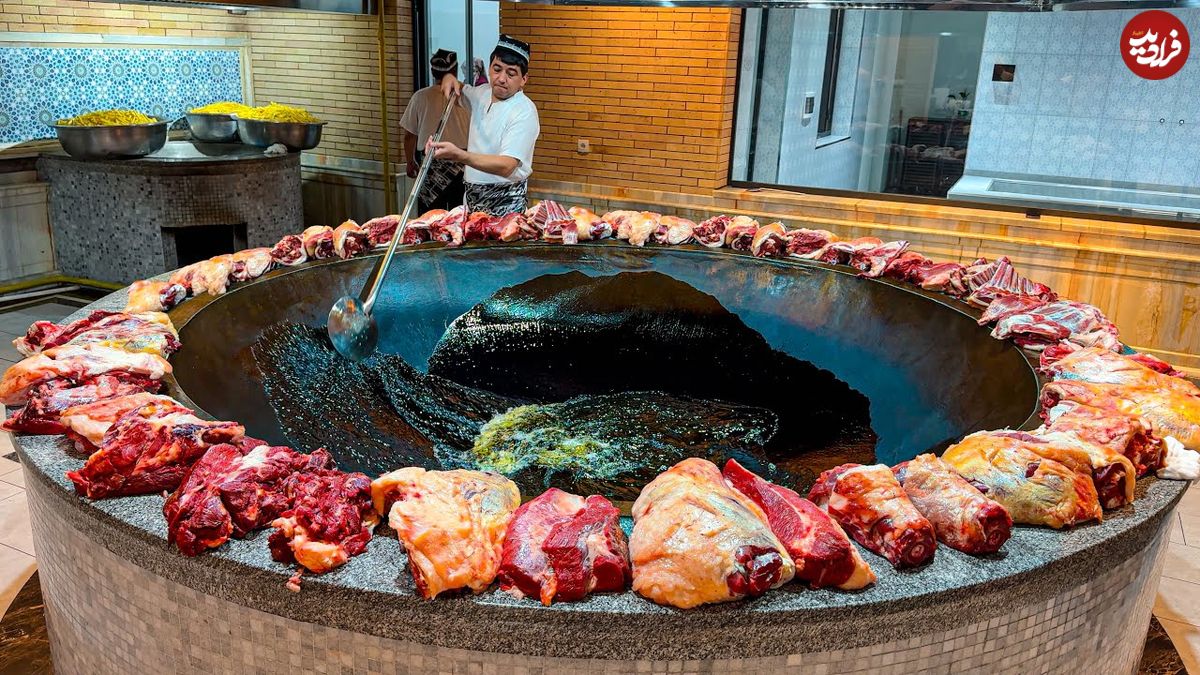 ببینید؛ غذای خیابانی در ازبکستان؛ پخت 500 کیلو سمرقند پلو با گوشت برای مراسم عروسی در تاشکند