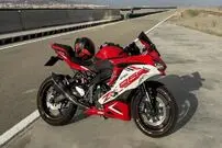 تصاویر| کاوازاکی ZX25-R ؛ یک نینجای چهار سیلندر