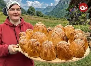 ببینید| غذای روستایی در آذربایجان؛ تهیه دلمه، پخت کیک گردویی و کباب 