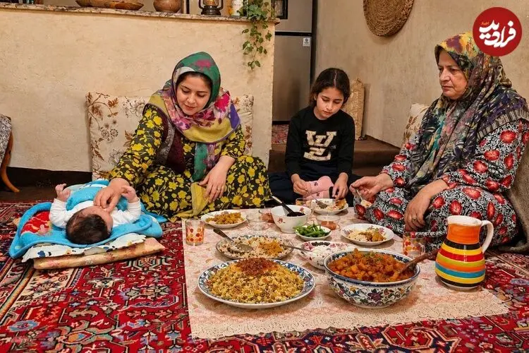 ببینید| غذای روستایی در ایران؛ پخت خورشت با کدو حلوایی در روستایی زیبا