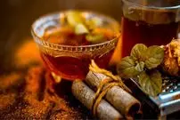 فواید اعجاب‌آور آب دارچین برای گلودرد و اضافه وزن