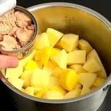 ببینید| با تن ماهی و سیب زمینی این کوکوی جدید را درست کنید!