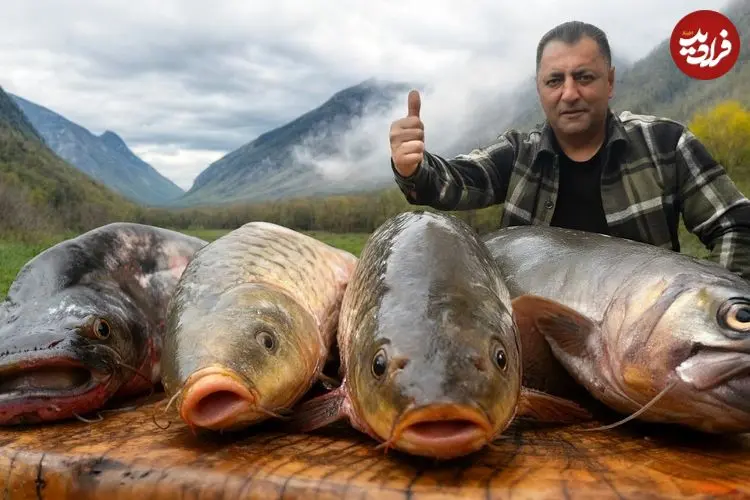 ببینید| غذای روستایی در آذربایجان؛ تهیه یک غذای سنتی با 3 ماهی بزرگ در یک روستای بهشتی