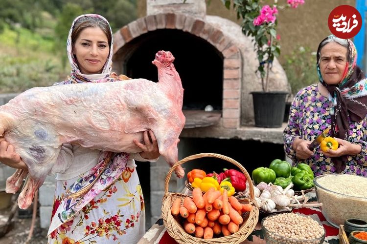 ببینید؛ غذای روستایی در گیلان؛ پخت بره شکم پر در تنور