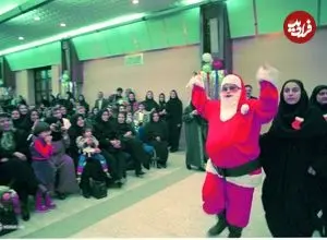 سفر به تهران قدیم؛ تصاویر تماشایی از کریسمس در تهران سالهای ۱۳۱۴ تا ۱۳۷۴