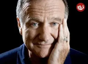 عکس| سفر در زمان؛ «رابین ویلیامز» در حال قدم زدن با یک خانم جوان در نیویورک؛ سال 1348