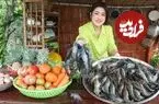ببینید| غذای روستایی در کامبوج؛ پخت سوپ ترش با میگو، آناناس و سبزیجات