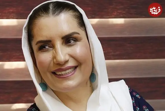 عکس| سفر زمان؛ «فریبا کوثری» در 26 سالگی در رستوران؛ سال 71