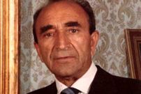 سفر در زمان؛ یادداشت‌های علم، چهارشنبه ۱۰ خرداد ۱۳۵۱: روزی که نیکسون به ایران آمد و شش و نیم صبح، صدای انفجار از دزاشیب آمد